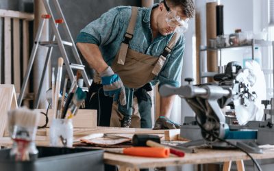 Should You Hire a General Contractor or Act As Your Own?